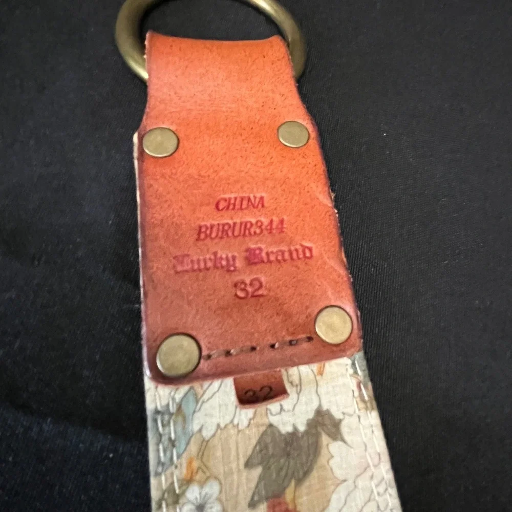 Lucky Brand vintage y2k